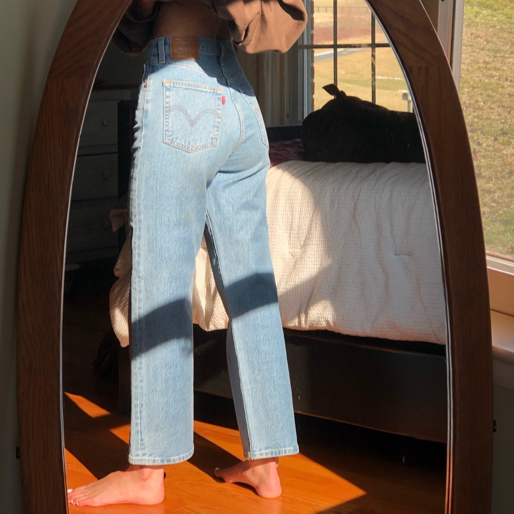 LEVI’S Ribcage Straight Jean
